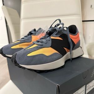 Men New Balance sneakers size 8.5 US